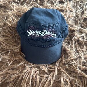 Harley-Davidson Distressed Black/Punk/White Cap. Inside cap  design also.